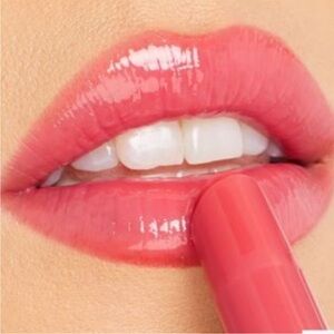 Rosy coral Tarte maracuja juicy lip plump